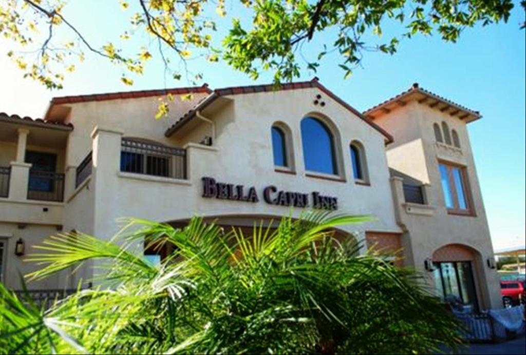Bella Capri Inn And Suites Камарилло Экстерьер фото